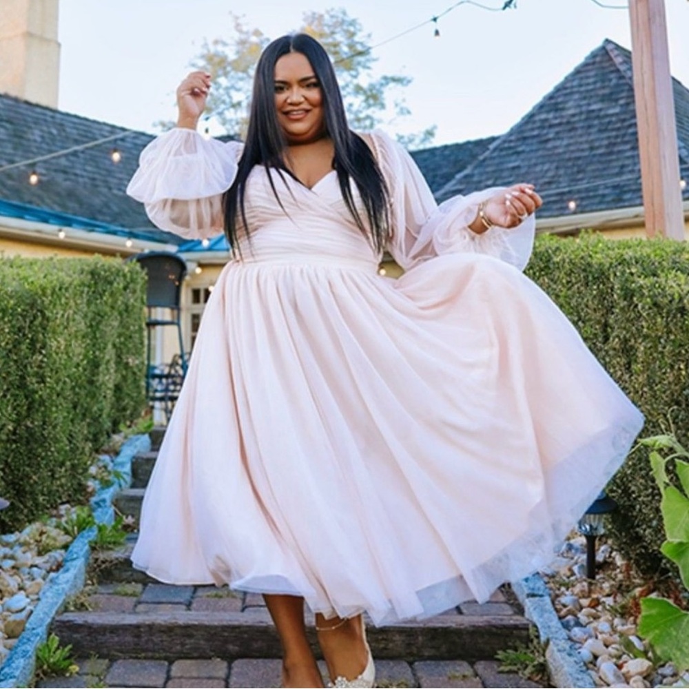 Eloquii x Nabela Noor Tiered Puff Sleeve Dress NWOT 22